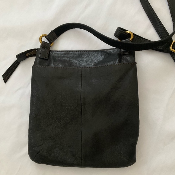 Fossil Black Leather Crossbody with Brass Accent - Picture 4 of 16